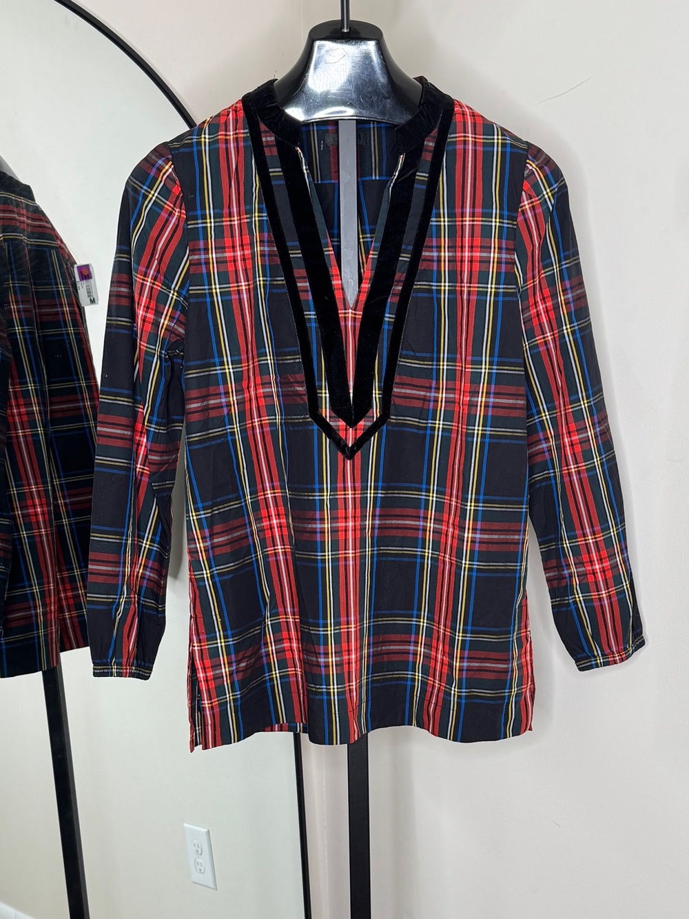 J. Crew Stewart Tartan Plaid V-Neck Tunic Top Black Red Size M